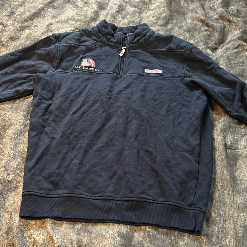 Mens Vineyard vines Martha’s Vineyard quarter zip up sweatshirt. Size Med